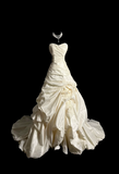Vintage Bridal Gown Ball Gown Sweetheart Ivory Long Wedding Dresses Minimalist Bridal Gowns HZ1121