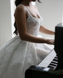Rustic Wedding Dress Ball Gown Square Neck White Pearls Tulle Long Wedding Dresses Summer Brides Dress Bridal Gowns HZ1121