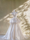 Romantic Bridal Gown Ball Gown Strapless White Satin Wedding Dresses Minimalist Bridal Gowns HZ1121